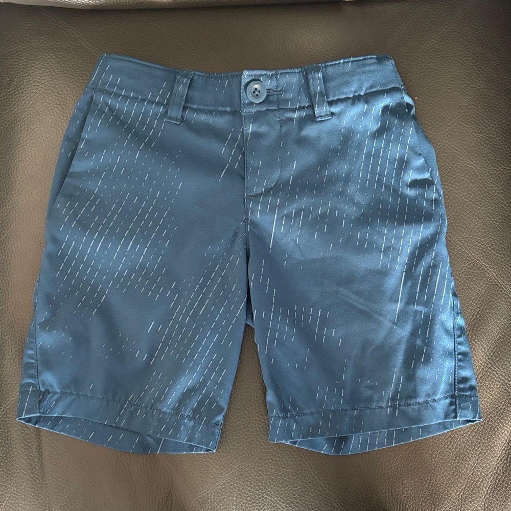 Under Armour Boy's Blue Printed Flat-Front Golf Shorts Size 6